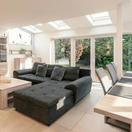 Gloeckchen - Hell, Garten Und Terrasse In Ruhiger Lage Апартаменты *